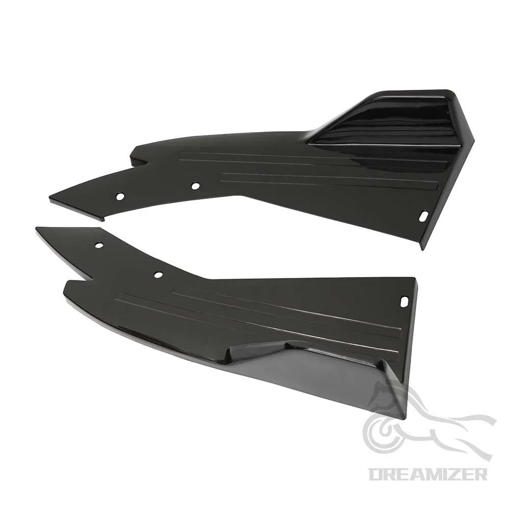 Gloss Black/Carbon Fiber Style Rear Bumper Side Winglet Splitters For 2000-2001 Ford Mustang Body Kit Side Skirt Protector
